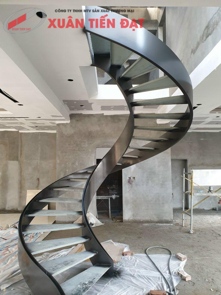 Cầu thang lượn s&oacute;ng L20